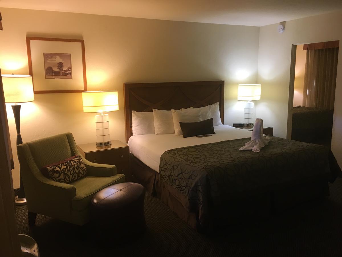 Coronado Motor Hotel - thumb 8