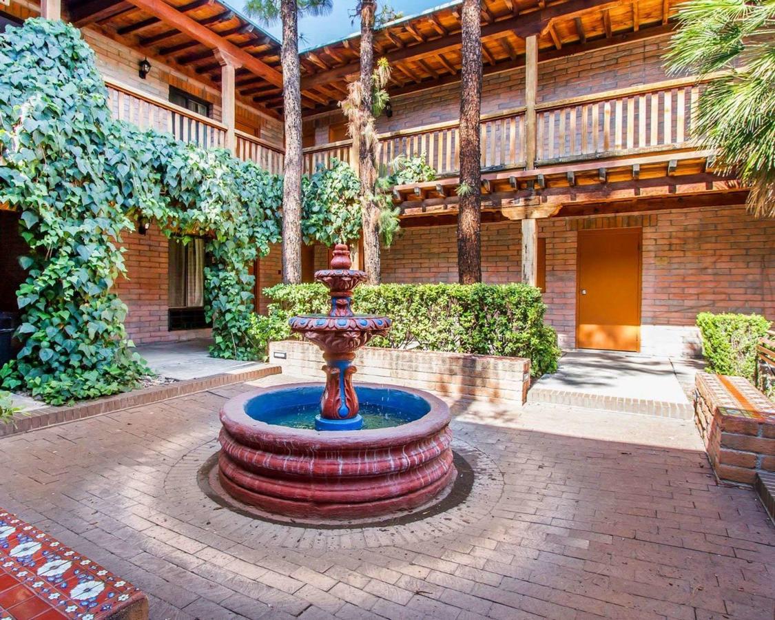 Comfort Suites At Sabino Canyon - thumb 29