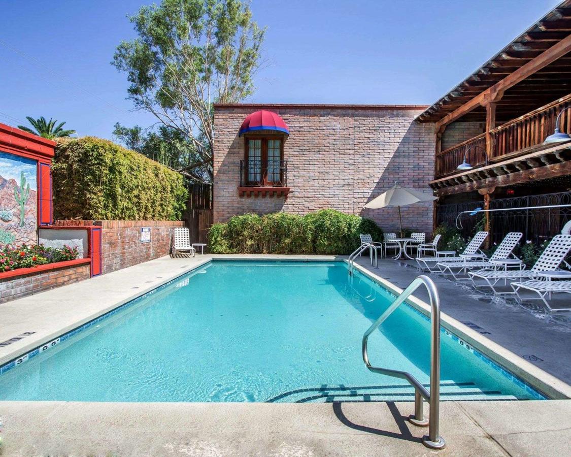 Comfort Suites At Sabino Canyon - thumb 3