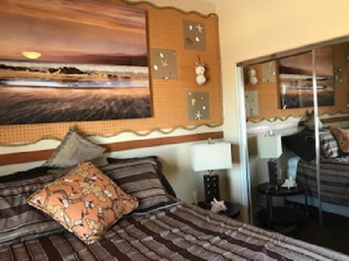The Desert Inn - thumb 4