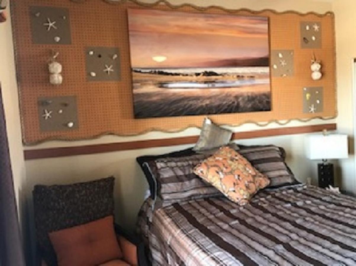 The Desert Inn - thumb 5