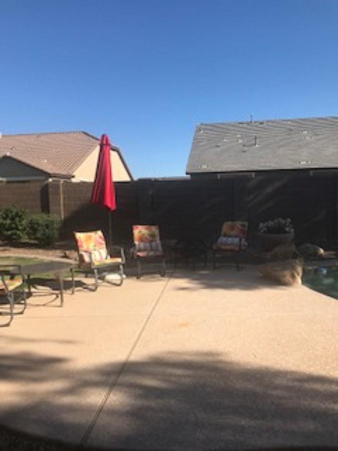 The Desert Inn - thumb 1