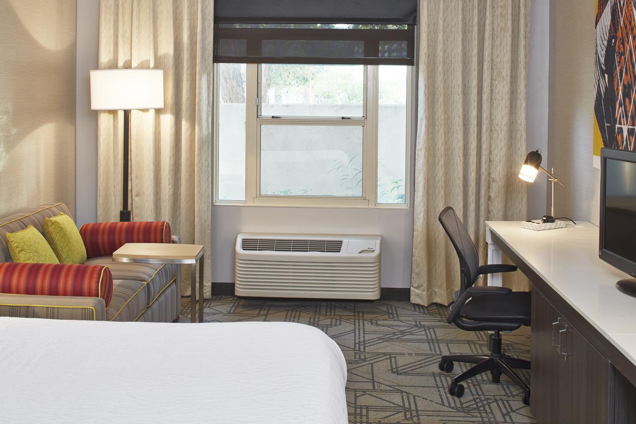 Hilton Garden Inn Scottsdale Old Town - thumb 43