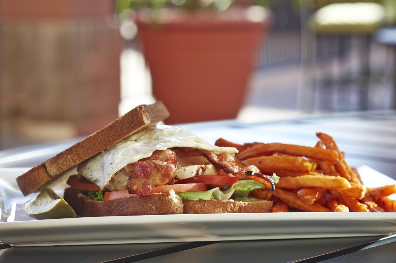 Hilton Garden Inn Scottsdale Old Town - thumb 30