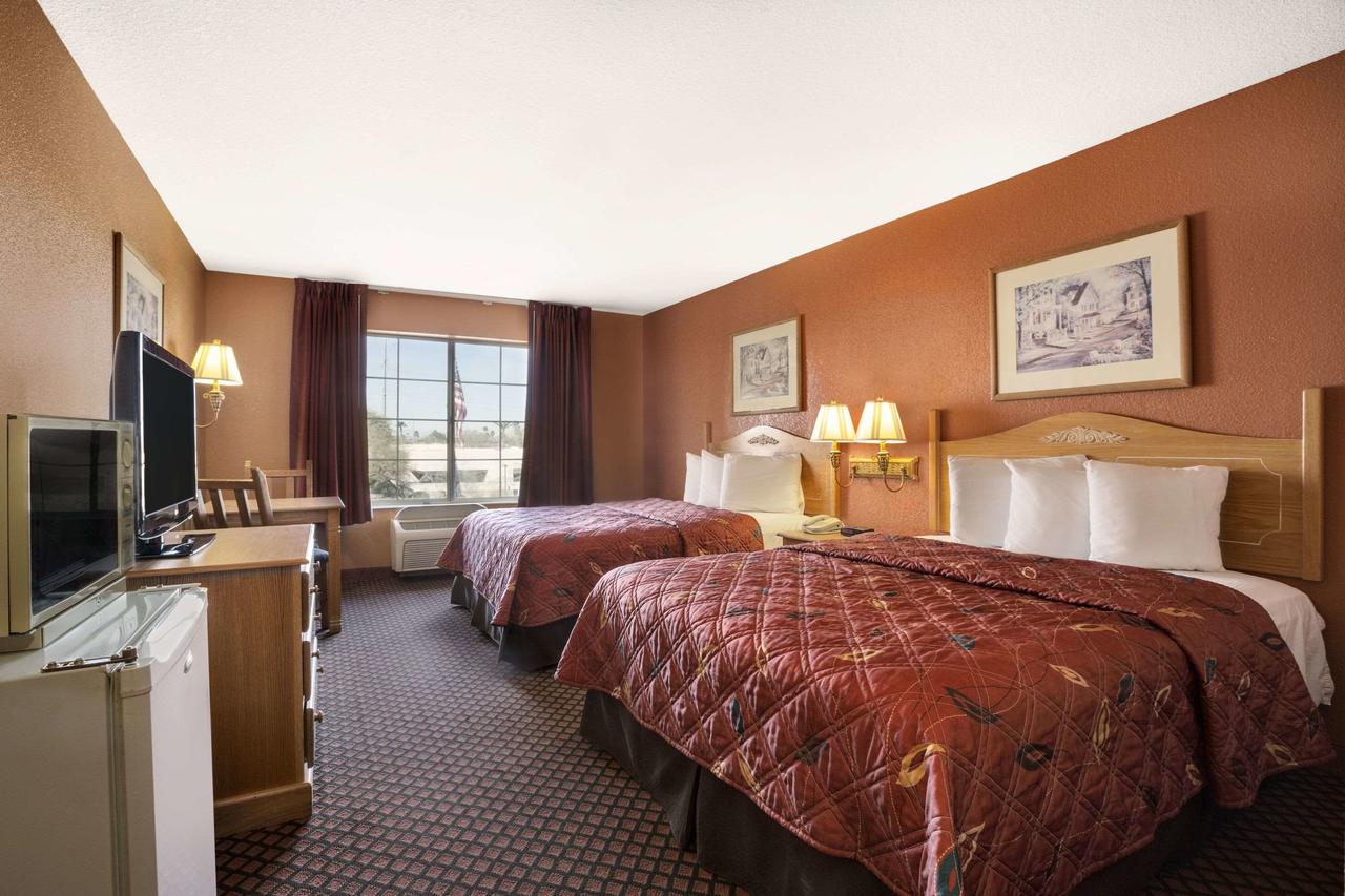 Days Inn & Suites By Wyndham Surprise - thumb 29
