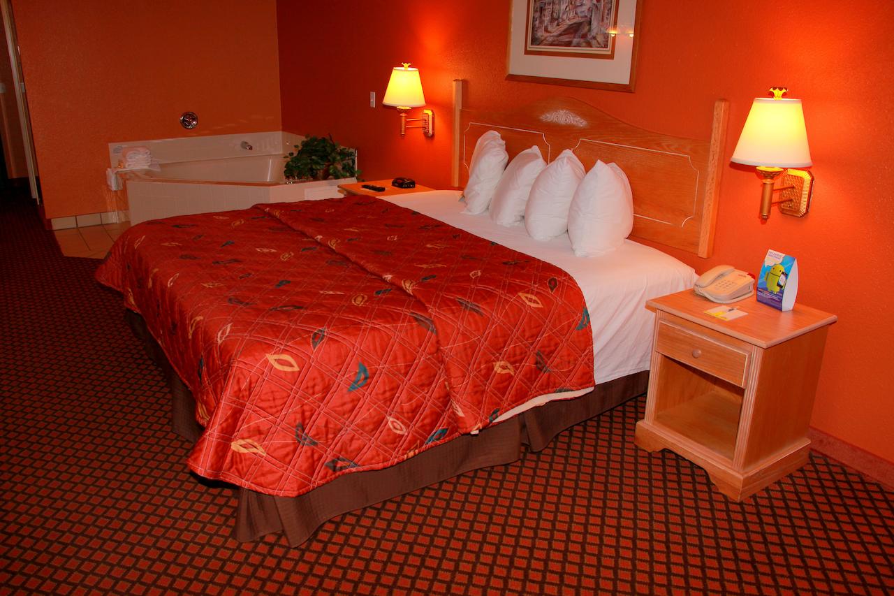 Days Inn & Suites By Wyndham Surprise - thumb 15