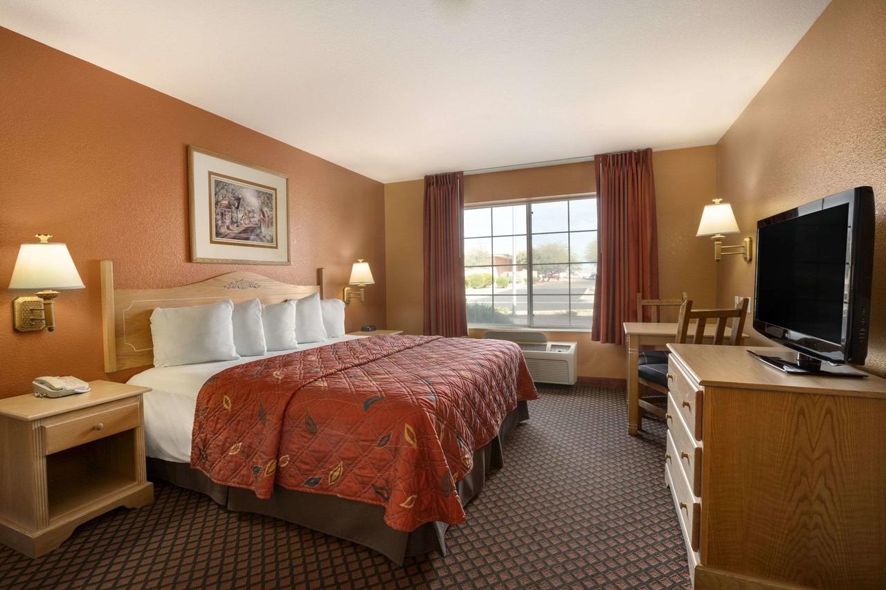 Days Inn & Suites By Wyndham Surprise - thumb 19