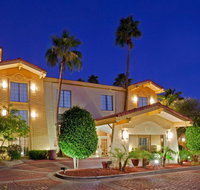 La Quinta Inn by Wyndham Phoenix Sky Harbor Airport - Tourism Bookings