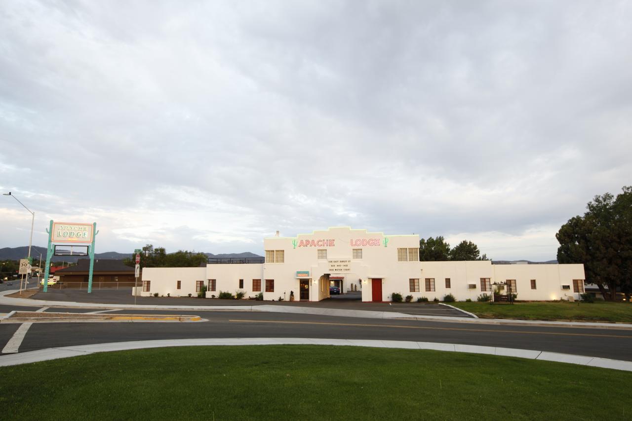 Apache Lodge - thumb 0