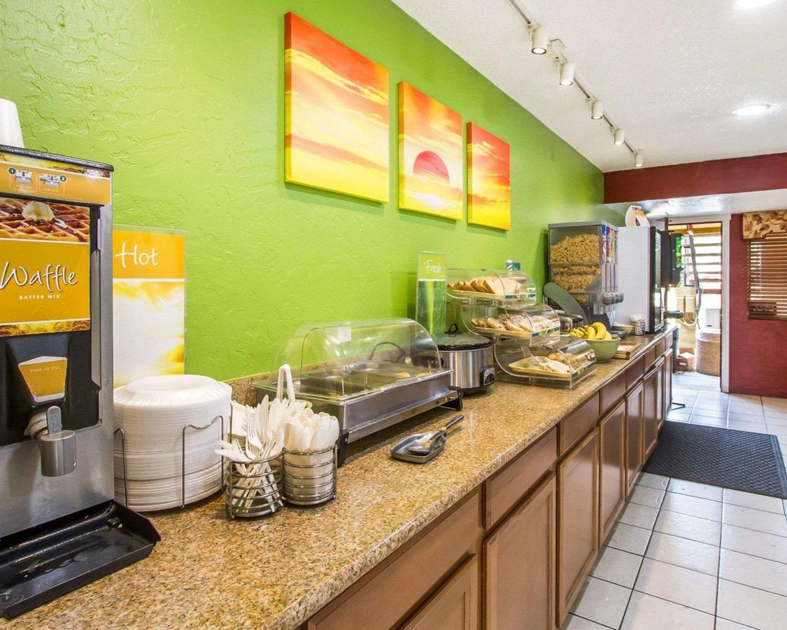 Quality Inn And Suites Goodyear - thumb 6