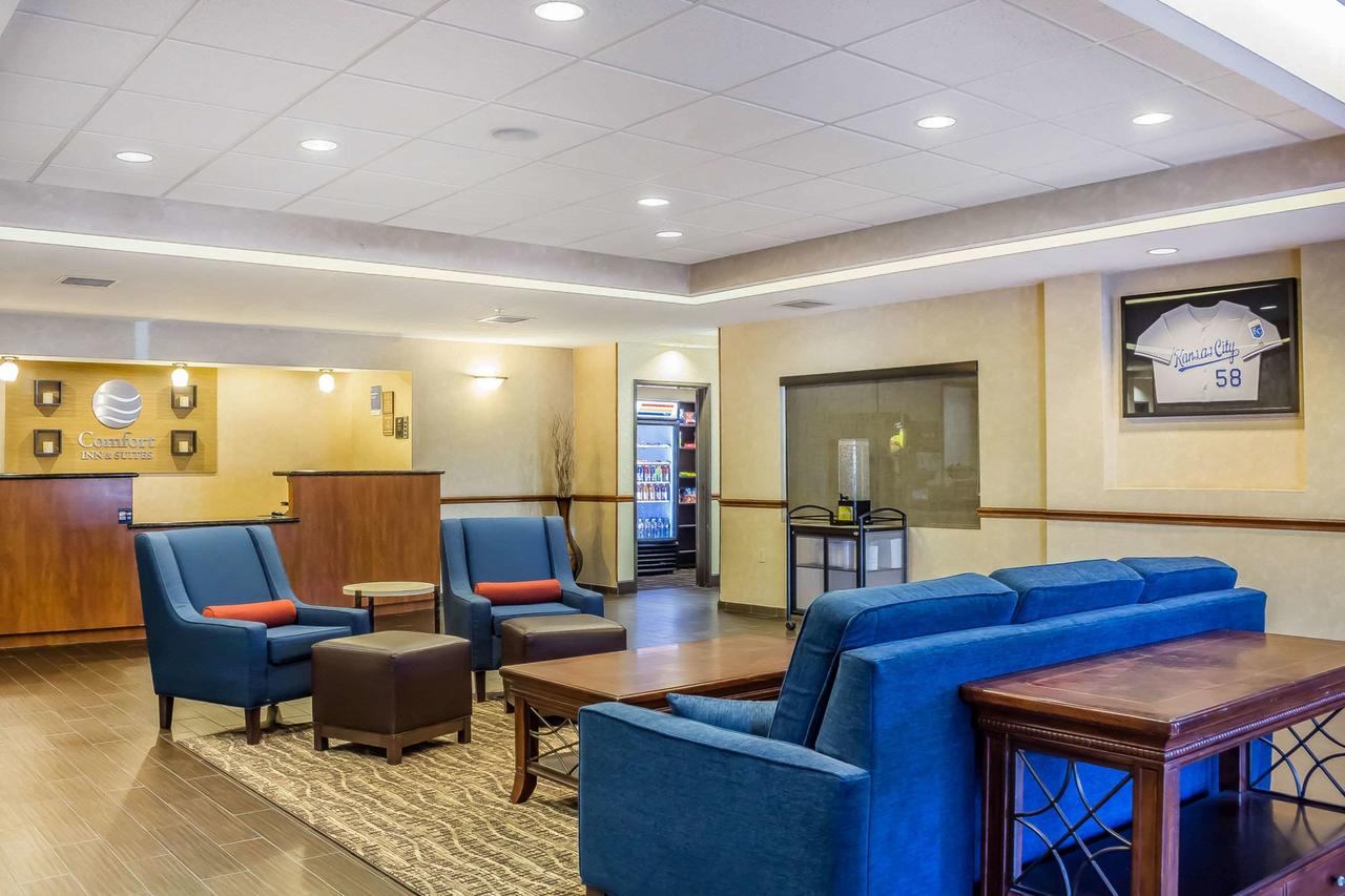 Comfort Inn And Suites Surprise - Phoenix NW - thumb 1