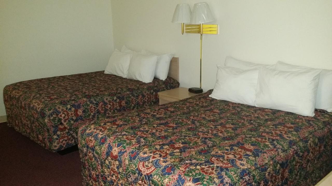 Americas Choice Inn & Suites - thumb 3