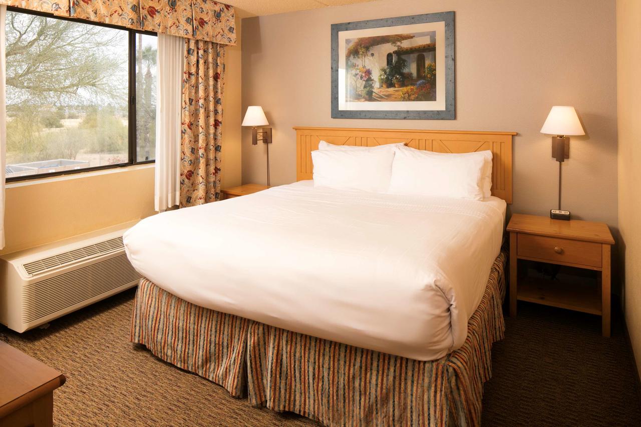 Red Lion Inn & Suites Goodyear - thumb 19