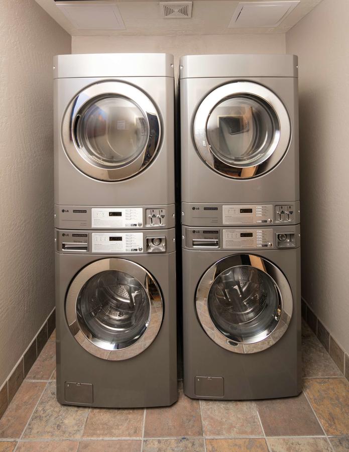 Red Lion Inn & Suites Goodyear - thumb 1