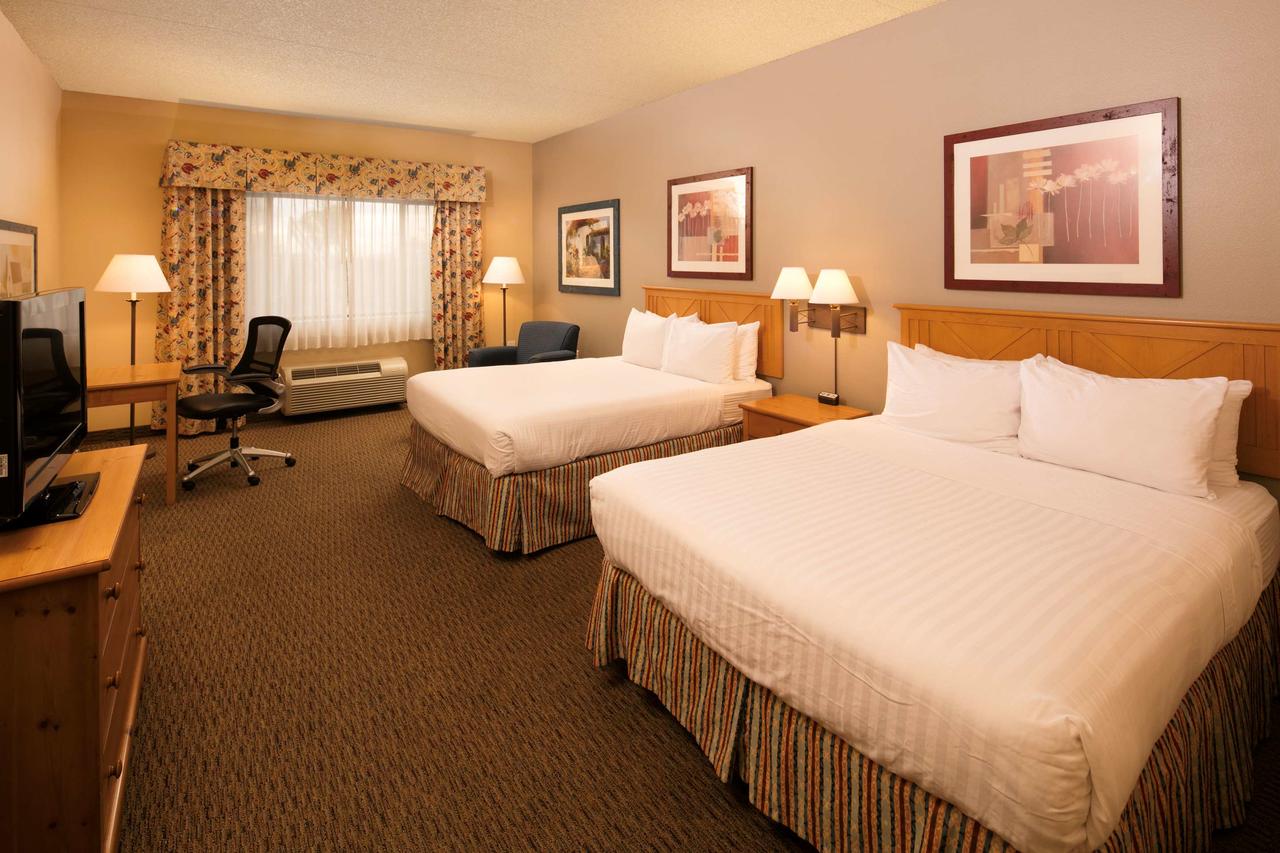 Red Lion Inn & Suites Goodyear - thumb 10