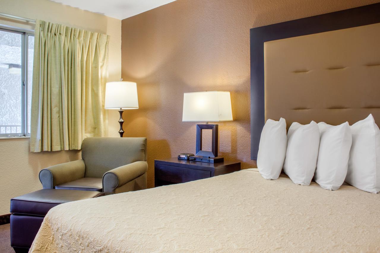 Knights Inn Sierra Vista / East Fry - thumb 14