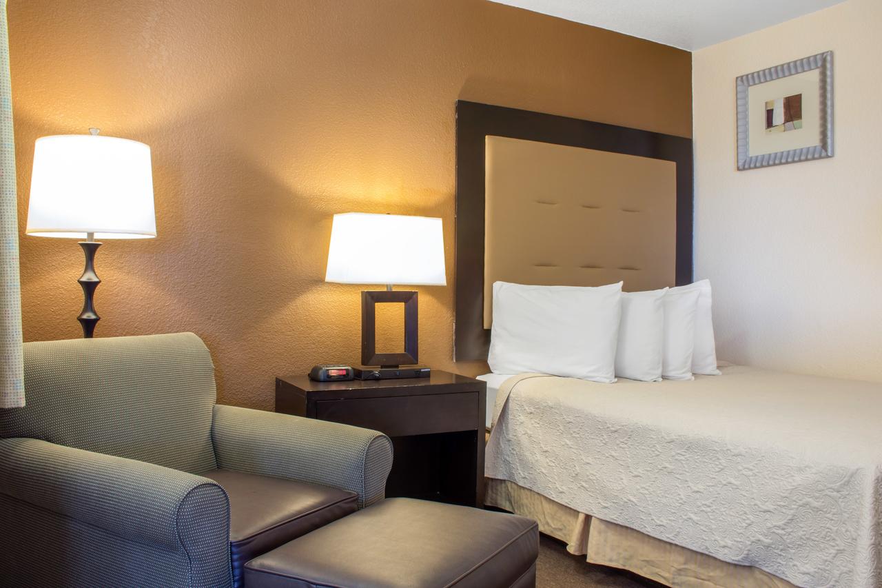 Knights Inn Sierra Vista / East Fry - thumb 15