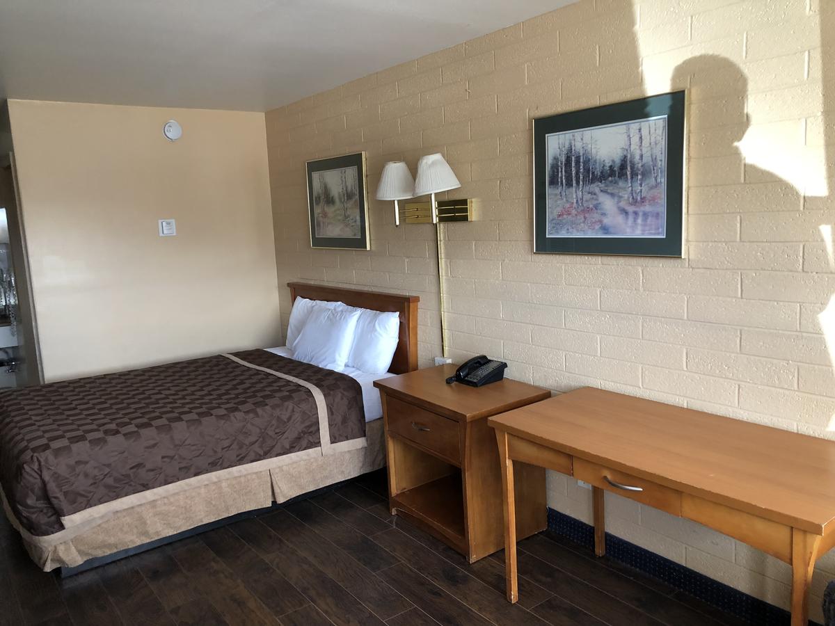 Westerner Motel - thumb 21