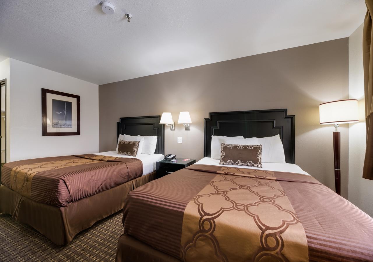 Econo Lodge Inn & Suites - thumb 24