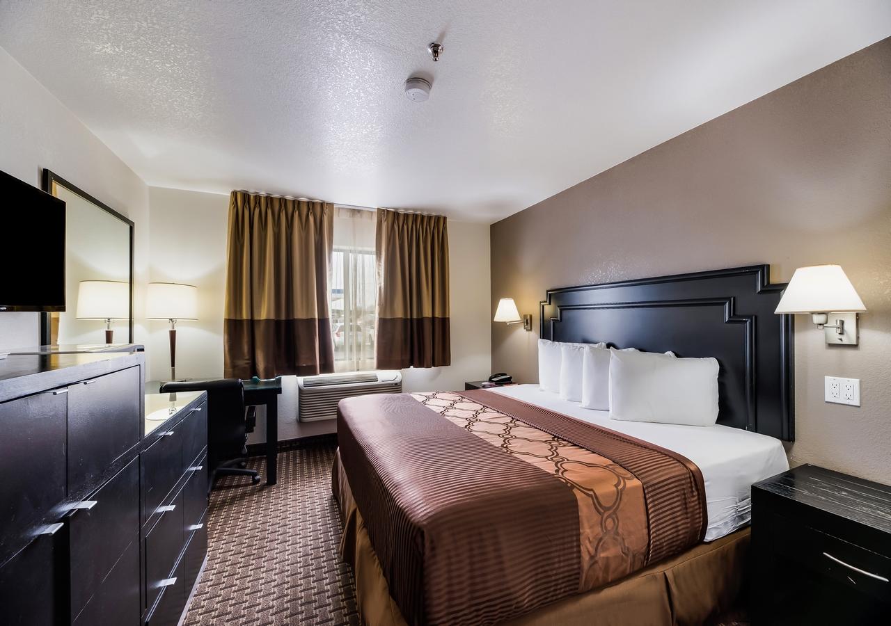 Econo Lodge Inn & Suites - thumb 19