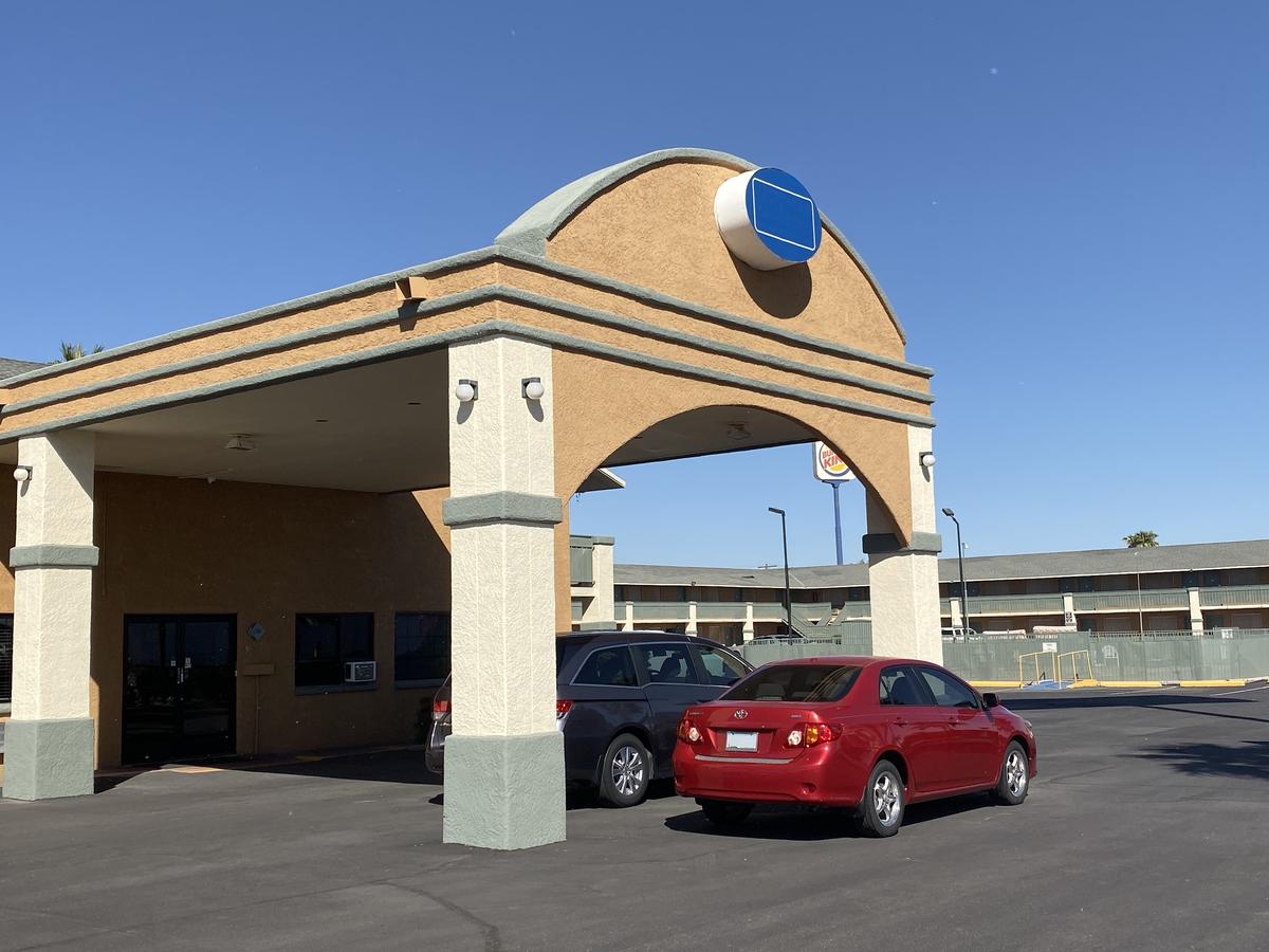 Hotel Eloy AZ Northwest - thumb 1