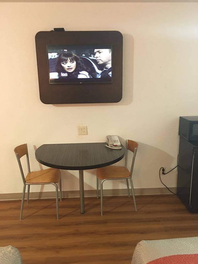 Motel 6 Apache Junction - thumb 4