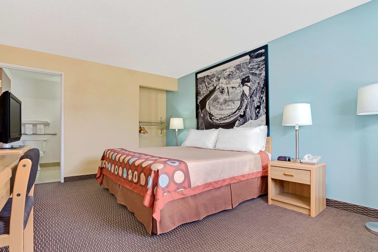 Super 8 By Wyndham Tucson/Grant Road Area AZ - thumb 1