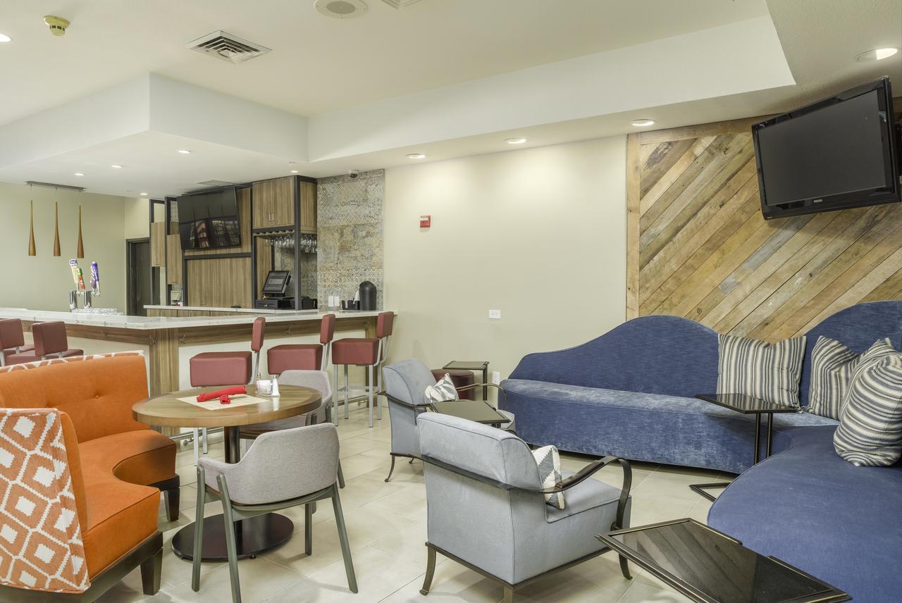 Hilton Garden Inn Phoenix Airport - thumb 17