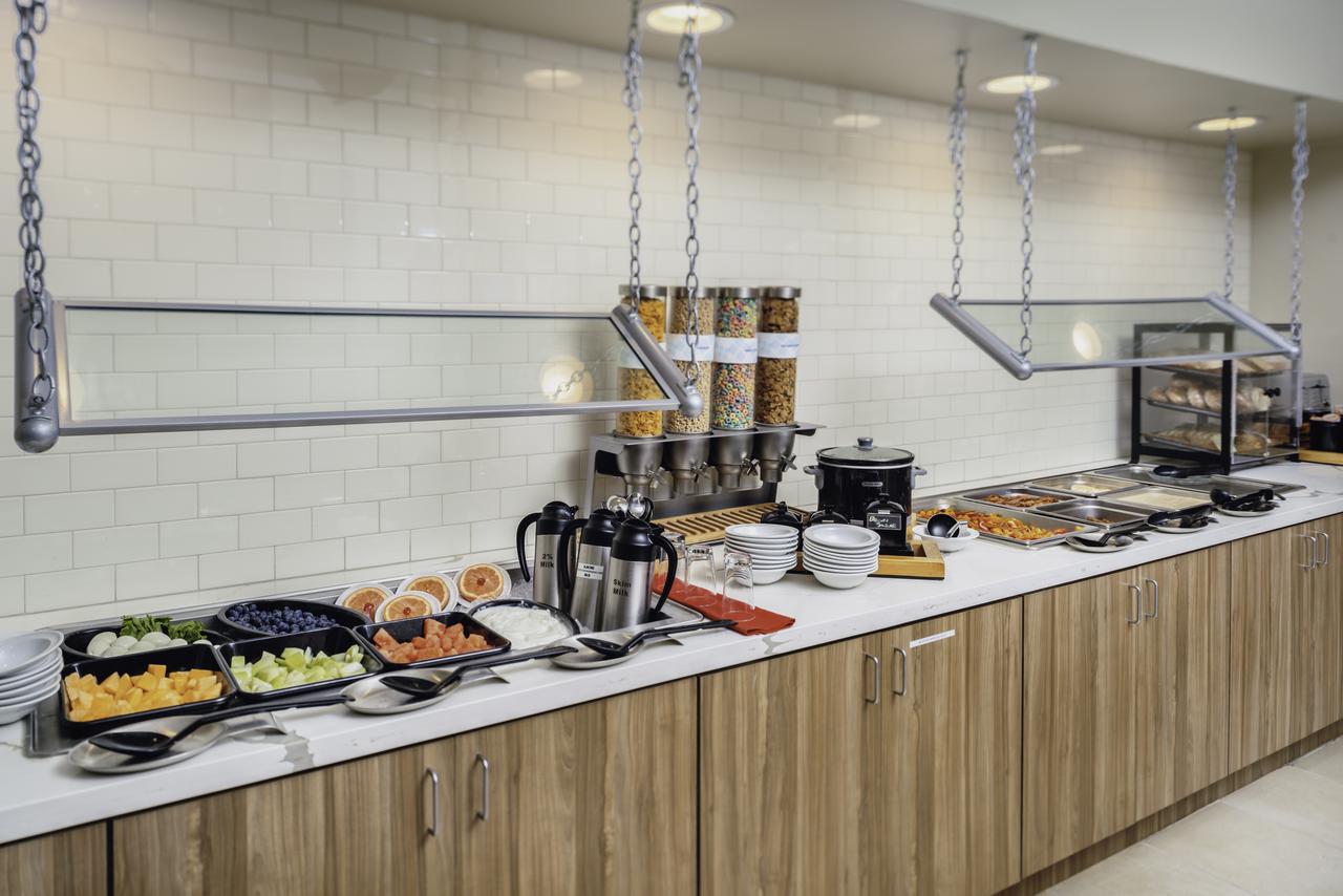 Hilton Garden Inn Phoenix Airport - thumb 21