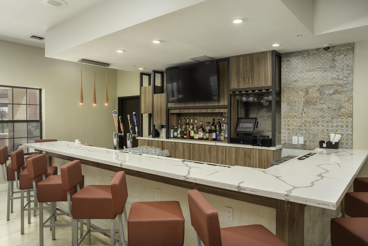 Hilton Garden Inn Phoenix Airport - thumb 15