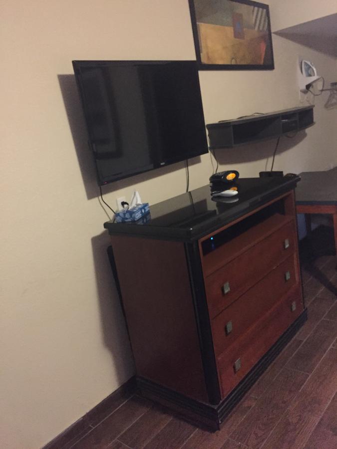 Deluxe Inn - thumb 3