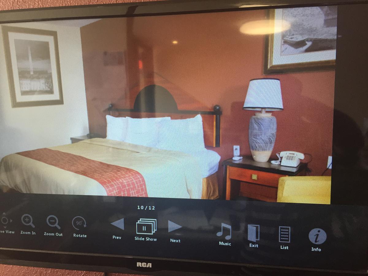 Deluxe Inn - thumb 17