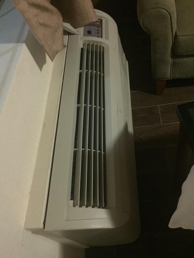 Deluxe Inn - thumb 9