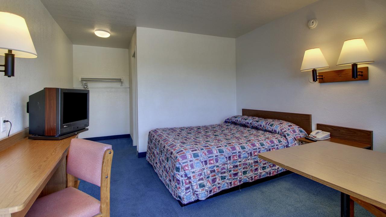 Rodeway Inn Fort Smith I-40 - thumb 25