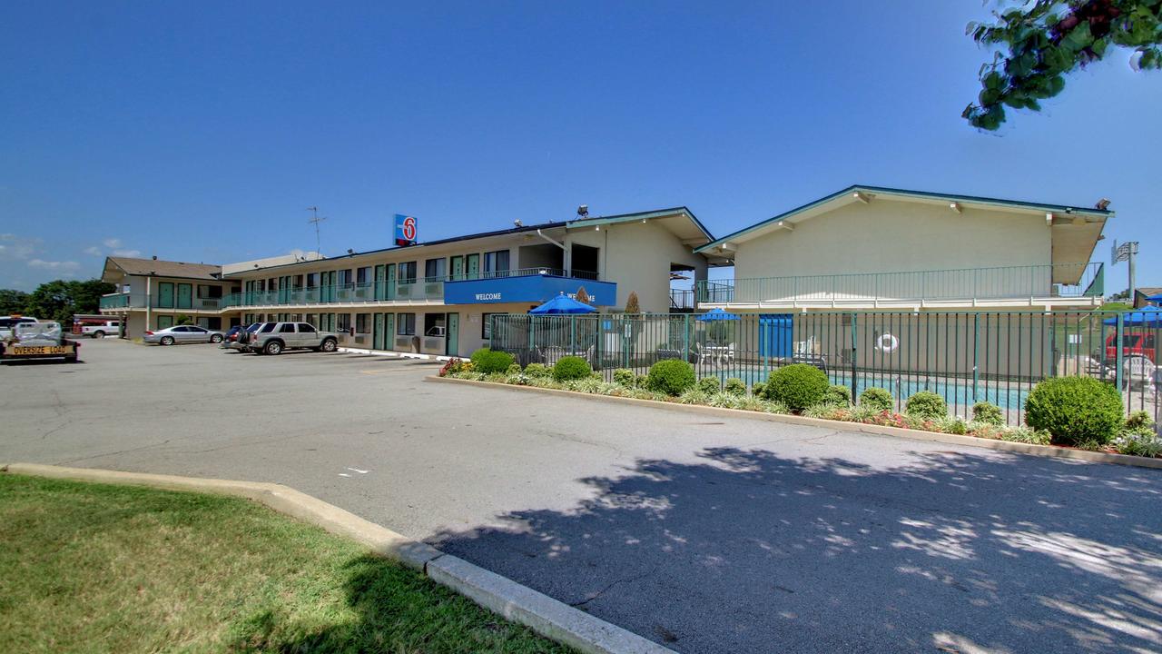 Rodeway Inn Fort Smith I-40 - thumb 32