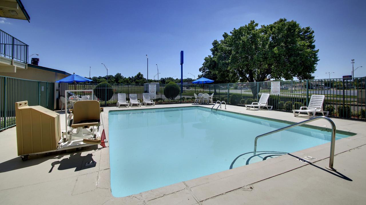 Rodeway Inn Fort Smith I-40 - thumb 24