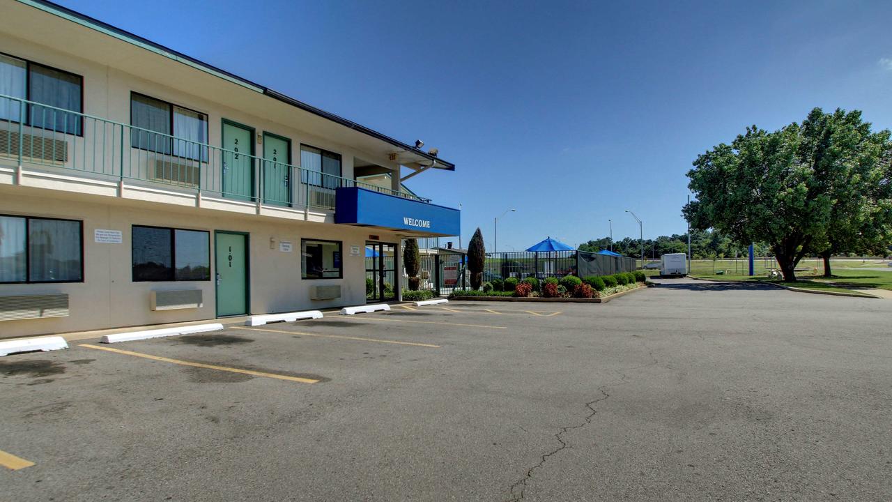 Rodeway Inn Fort Smith I-40 - thumb 33