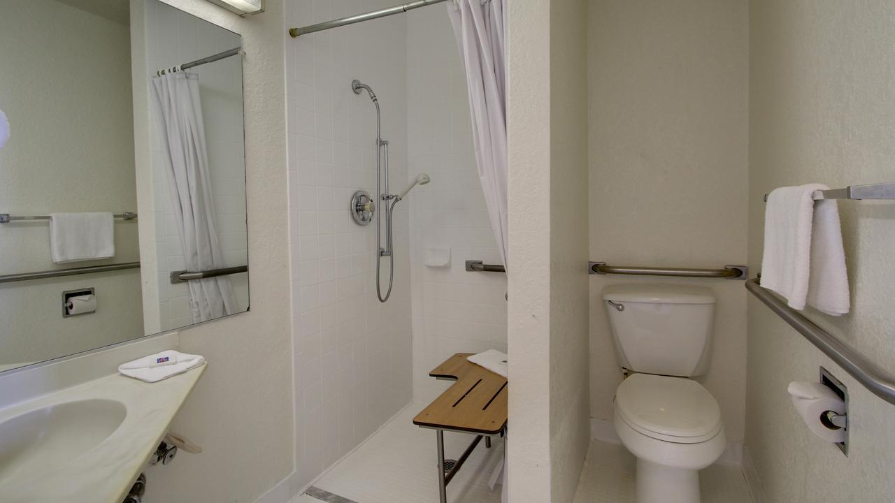 Rodeway Inn Fort Smith I-40 - thumb 18