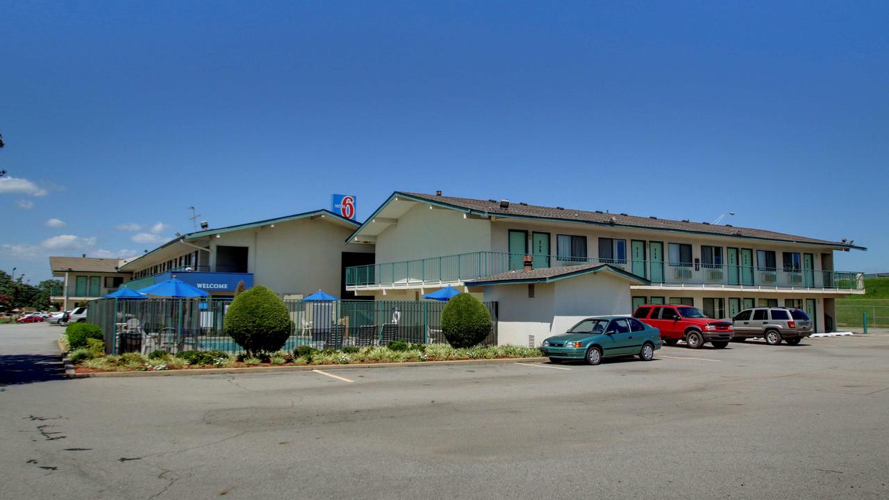 Rodeway Inn Fort Smith I-40 - thumb 31