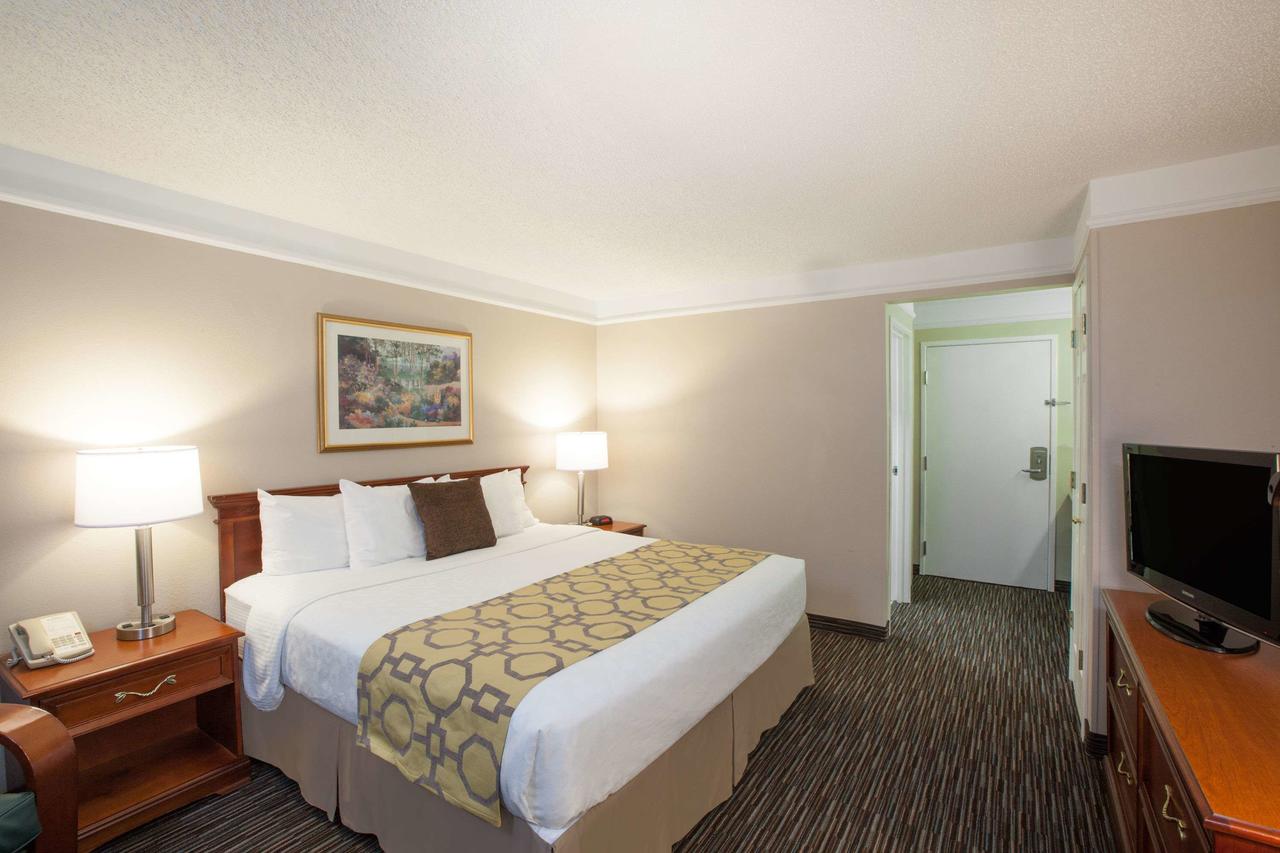Baymont By Wyndham Texarkana - thumb 28