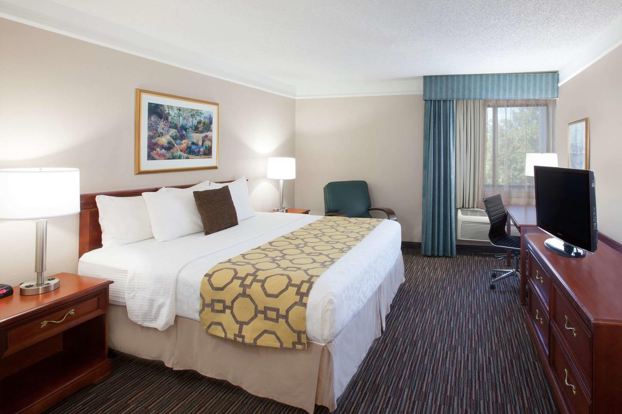 Baymont By Wyndham Texarkana - thumb 29