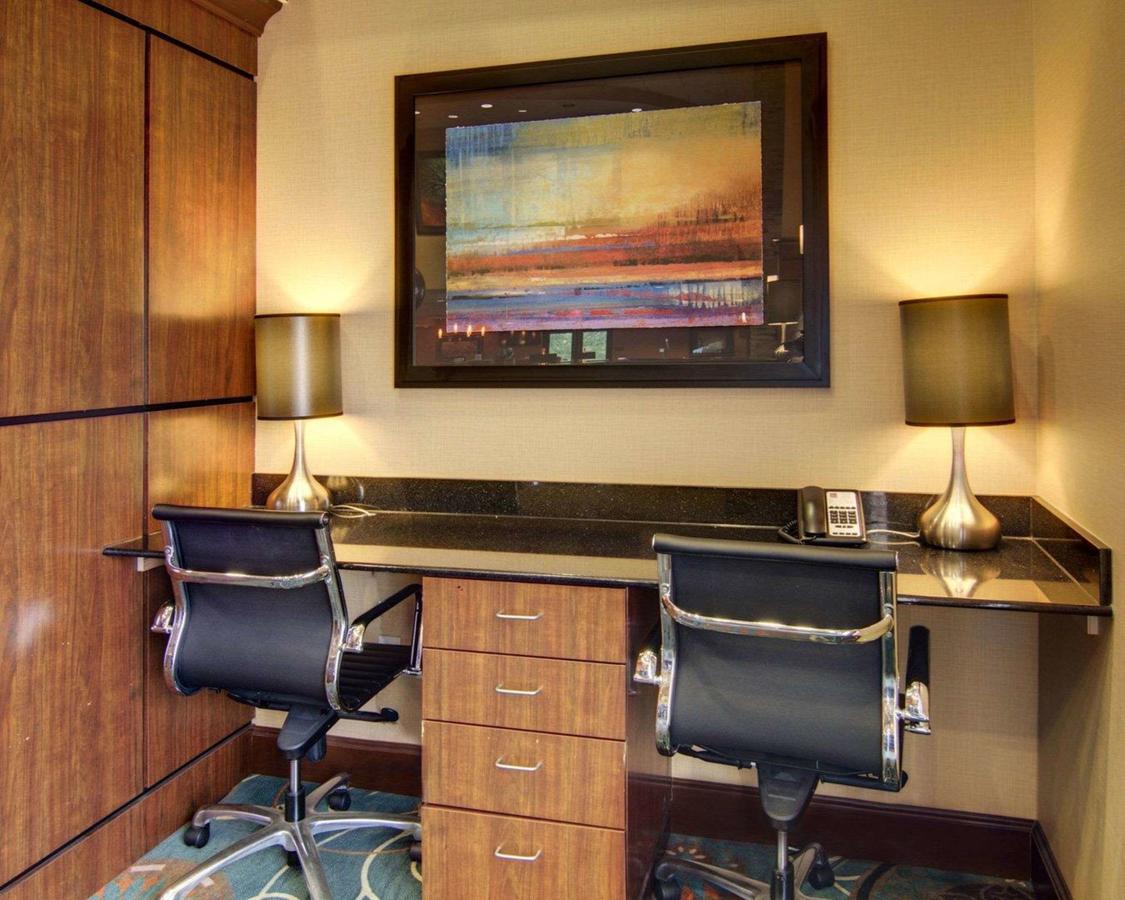 Comfort Suites Texarkana - thumb 24