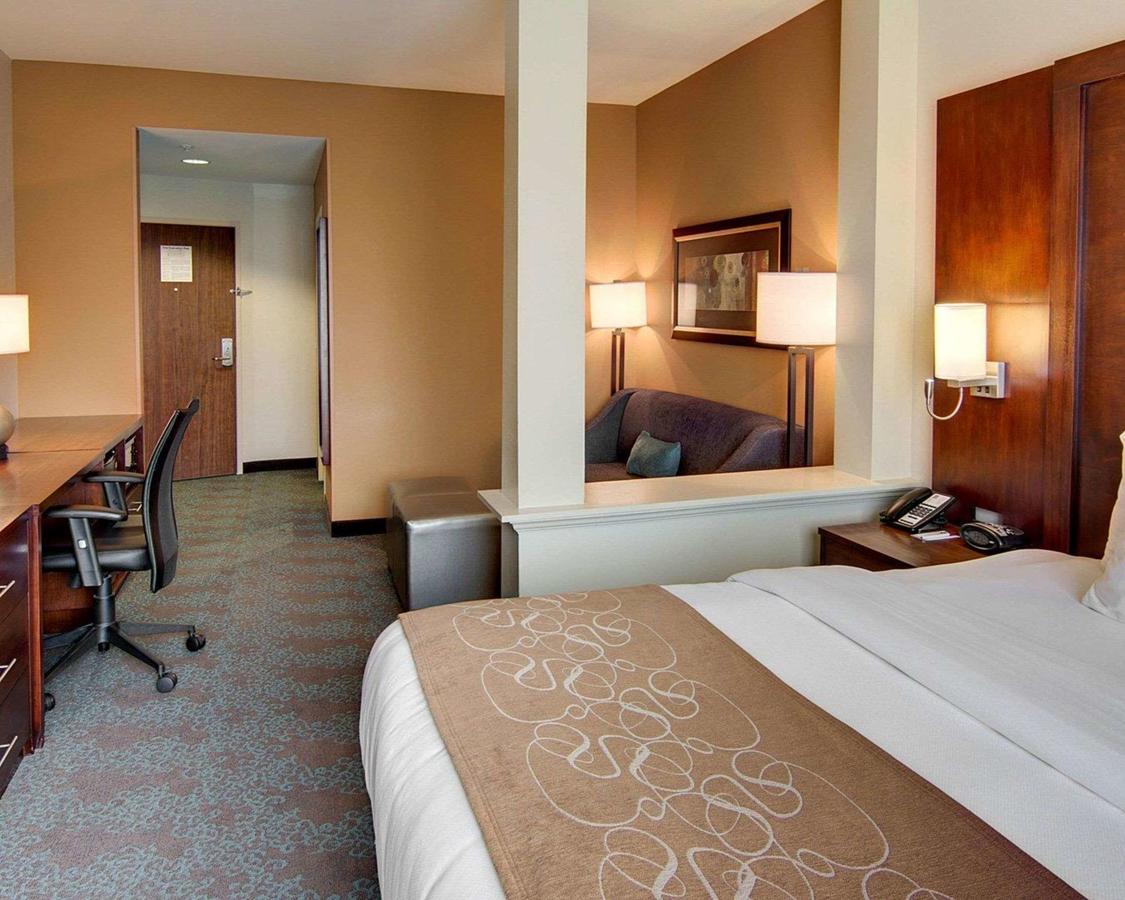Comfort Suites Texarkana - thumb 14
