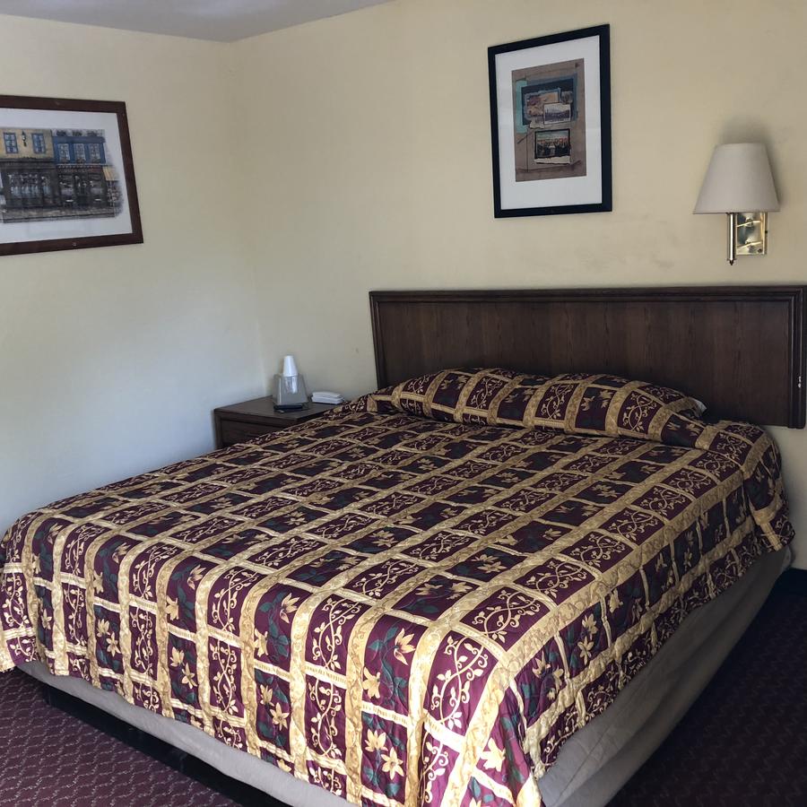 Country Host Inn - thumb 21
