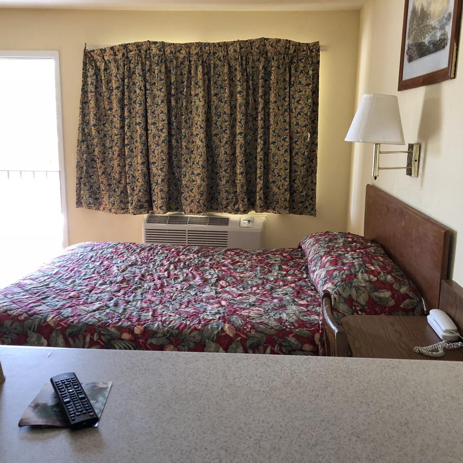 Country Host Inn - thumb 19