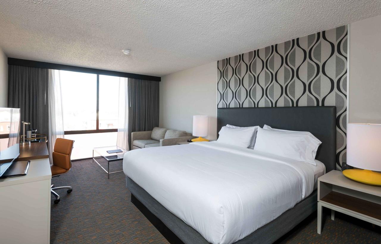 DoubleTree By Hilton Fort Smith City Center - thumb 1