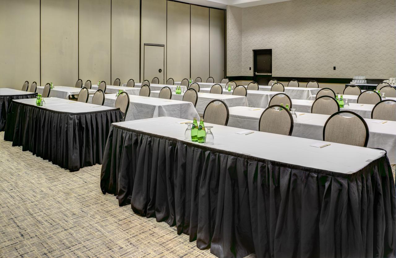 DoubleTree By Hilton Fort Smith City Center - thumb 22