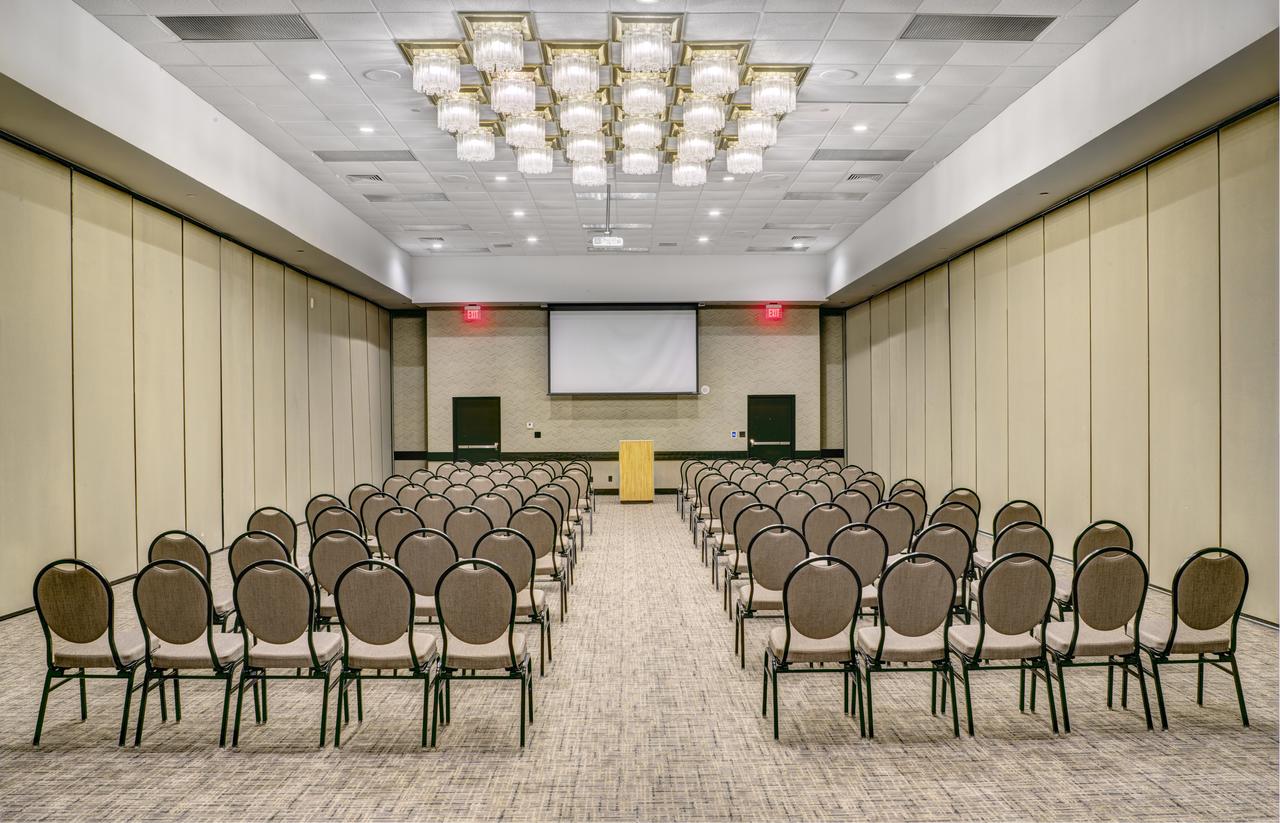 DoubleTree By Hilton Fort Smith City Center - thumb 23