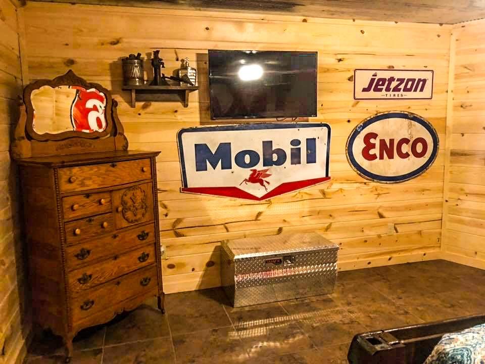 Samantha's Timber Inn - thumb 37