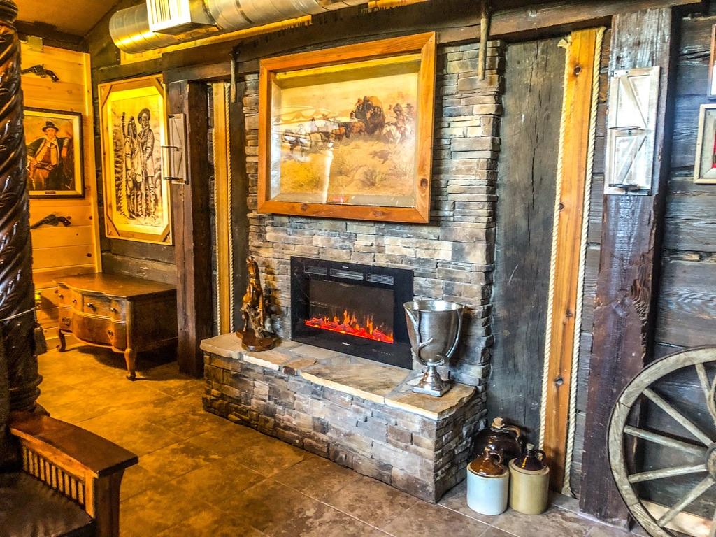 Samantha's Timber Inn - thumb 26